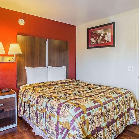 Rodeway Inn Nashville Airport South Экстерьер фото